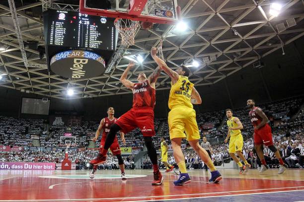 他进一步指 他进一步指